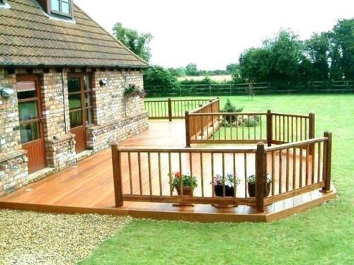 DECKS